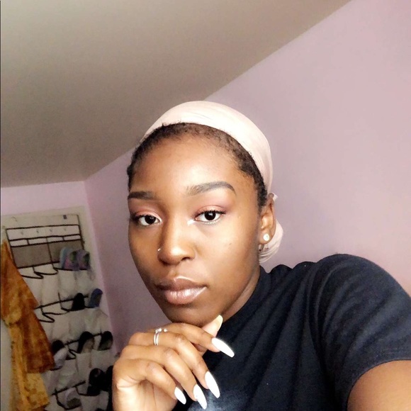 Meet your Posher, Amari - Picture 1 of 1